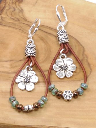 Ethnic Vintage Floral Pattern Leather Earrings Western Boho Dress Jewelry AD582