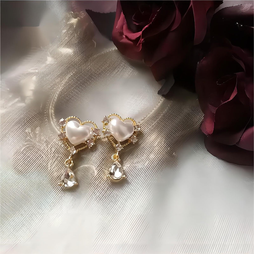 Trendy Dangling Rhinestone CZ Inlaid Pearl Heart Earrings