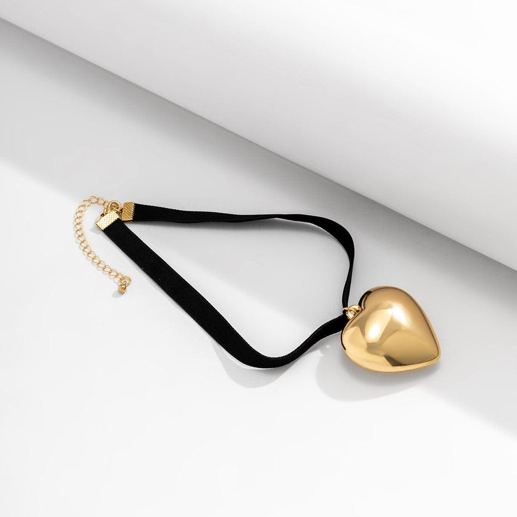 Trendy Heart Pendant Velvet Collar Choker Necklace