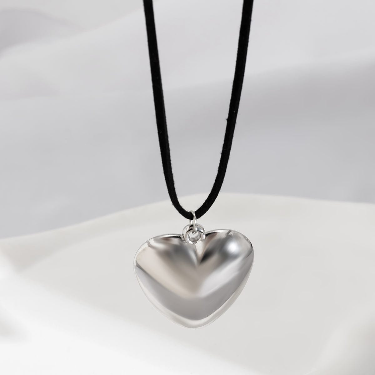 Velvet Cord String Heart Pendant Necklace